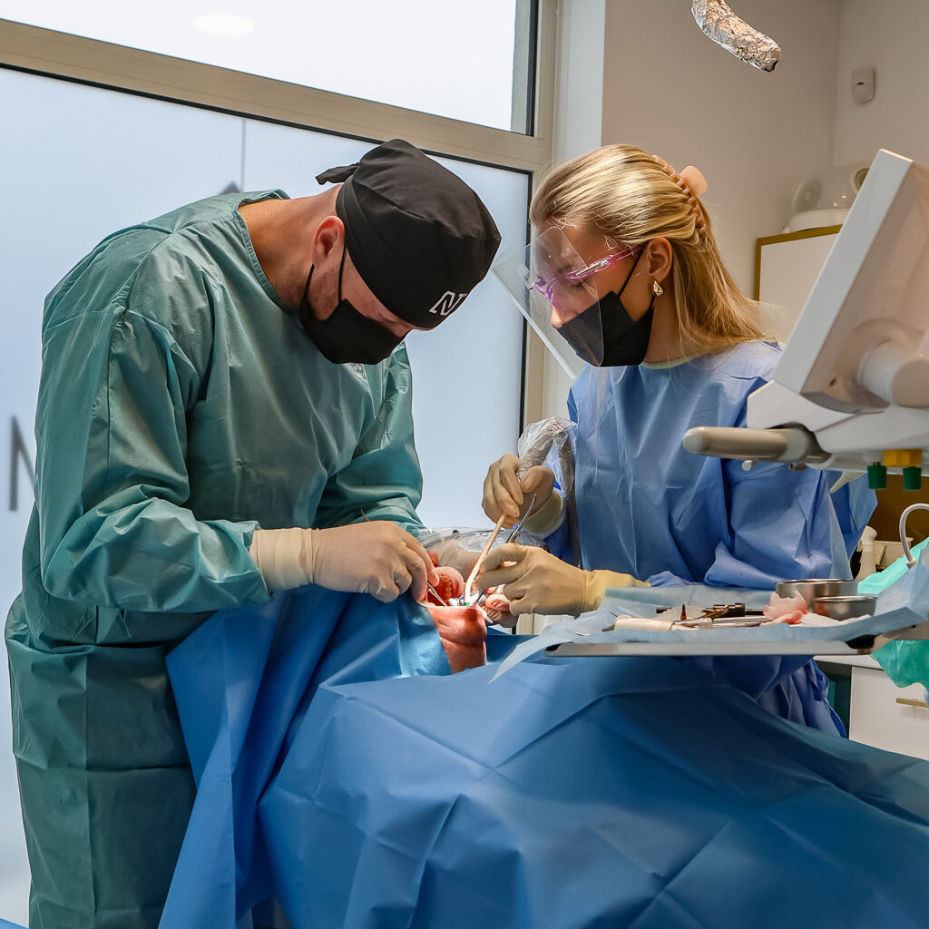 Gabinet implantologiczny Titanium Dental